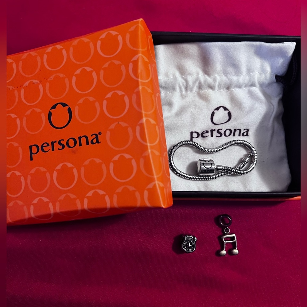 Zales Persona brand Sterling Silver bracelet plus two charms